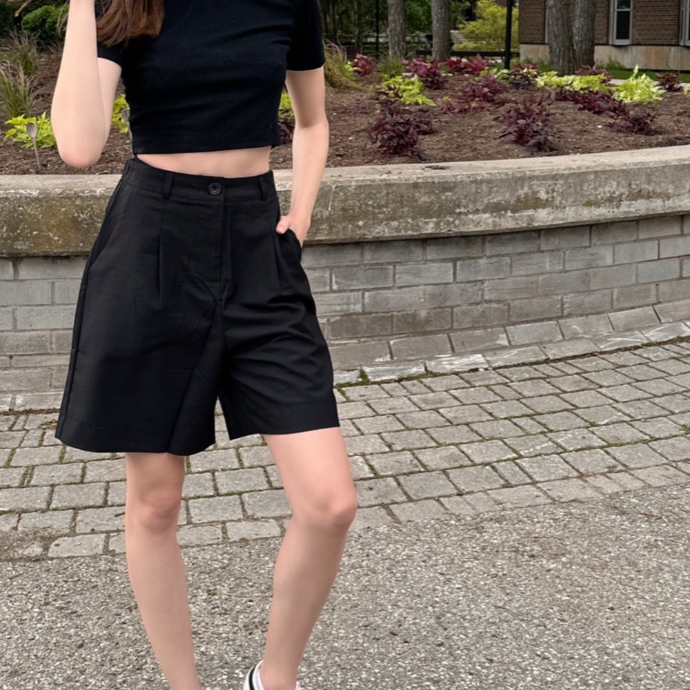 Brand new black Jorts